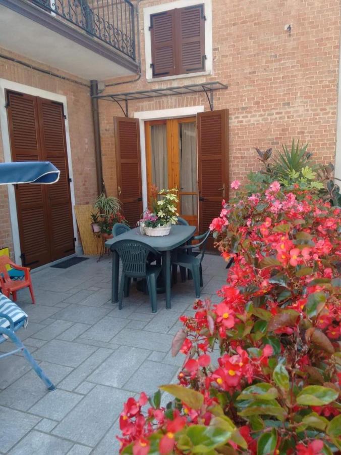 A Casa Di Bianca Acomodação com café da manhã Portacomaro Exterior foto